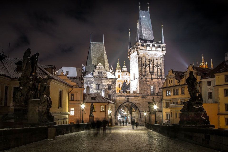 Odkryj Pragę – Czechy na długi weekend